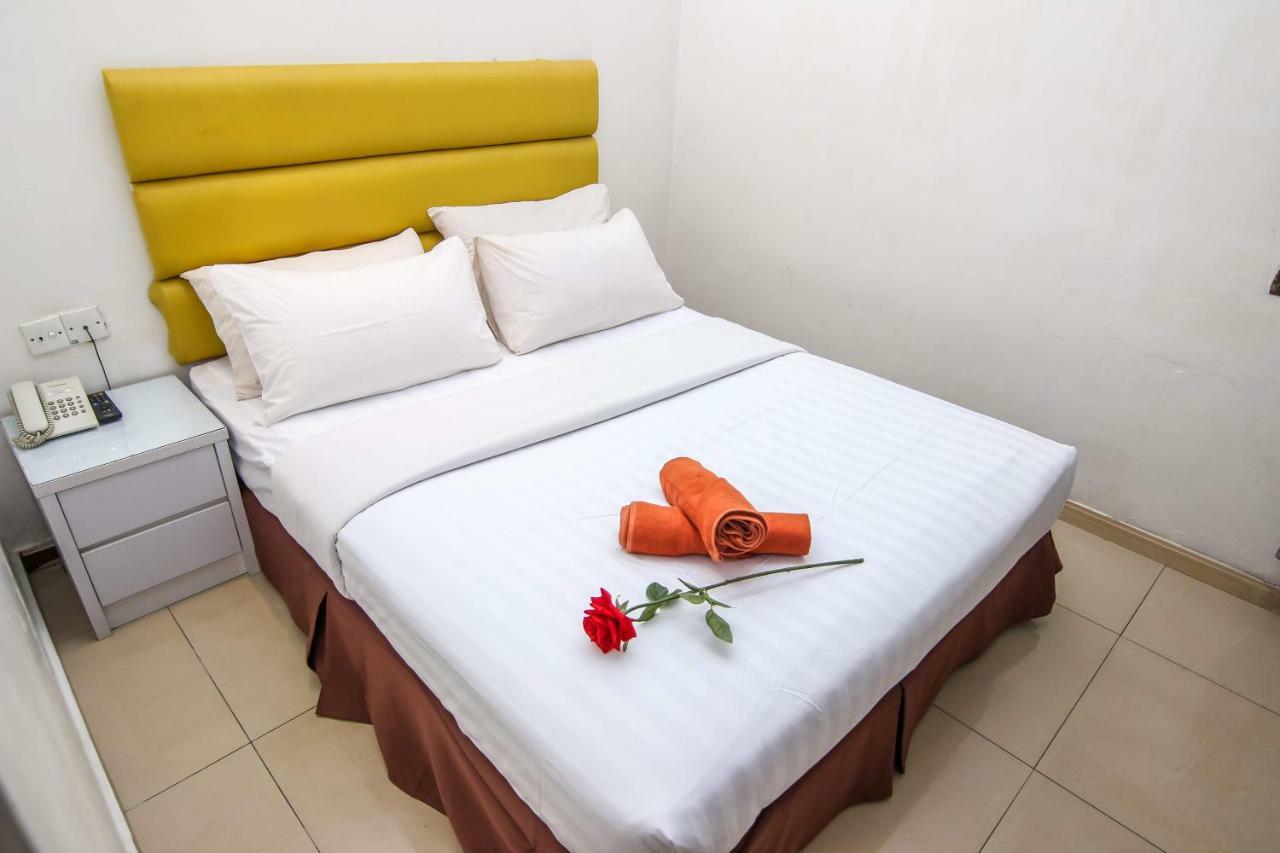 Rose Cottage Hotel Taman Impian Senai Johor Bahru Exterior photo